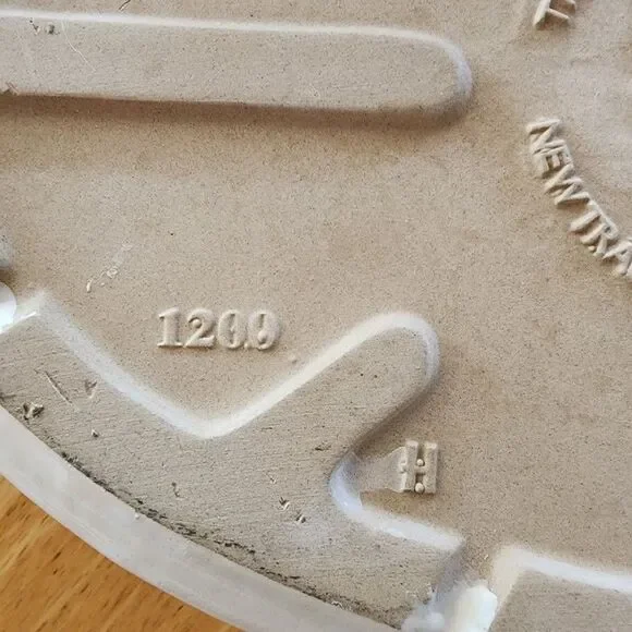 Pampered Chef Large Oval Vanilla Baking Dish Stoneware 12.5"x8.5" New Traditions - Picture 4 of 11